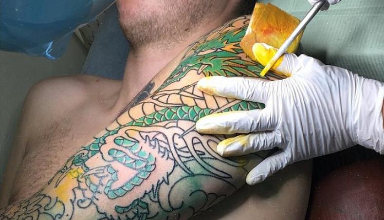 Uma busca on-line por desenhos de tatuagem trará toneladas de diferentes sites que mostram desenhos